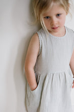 Load image into Gallery viewer, Kids Sleeveless Double Gauze Dress
