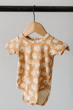 Load image into Gallery viewer, Infant Shortsleeve Bodysuit